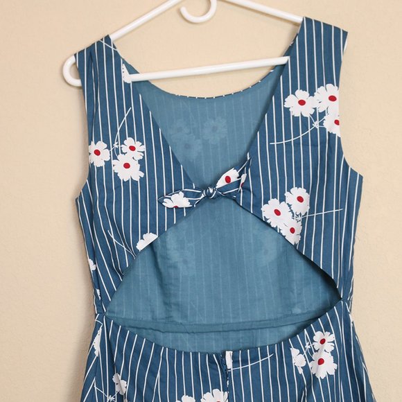 Modcloth Sleeveless Open Tie Back Blue Dress Sz 10 - Picture 4 of 7
